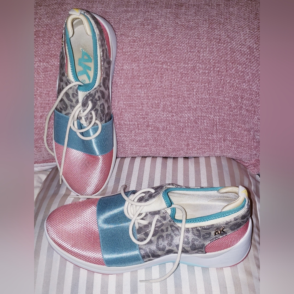 ANN KLEIN SNEAKERS